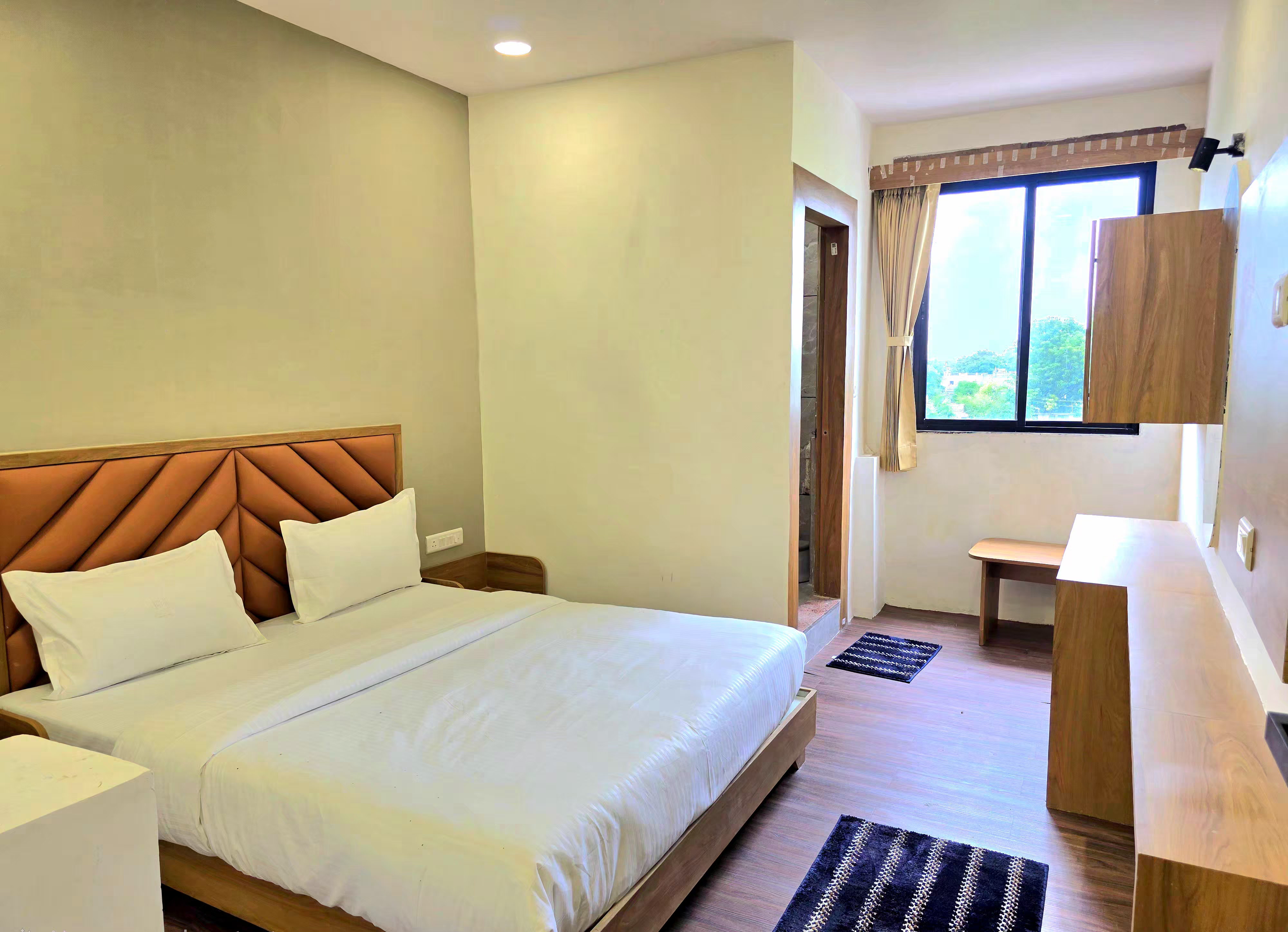 Delux Room Image